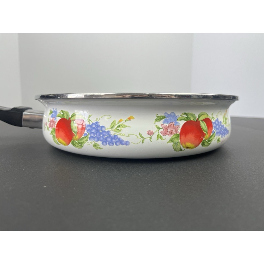 Vintage MCM Enamelware Skillet Vibrant Fruit Pattern Apples 🍎Grapes 🍇 9 Inch
